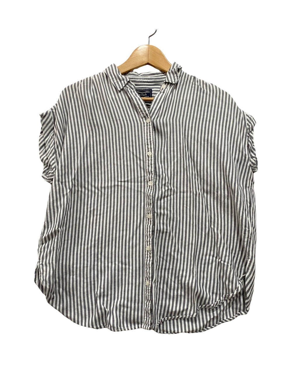 Abercrombie & Fitch Gray and White Striped Short Sleeve Button Down Shirt Size S